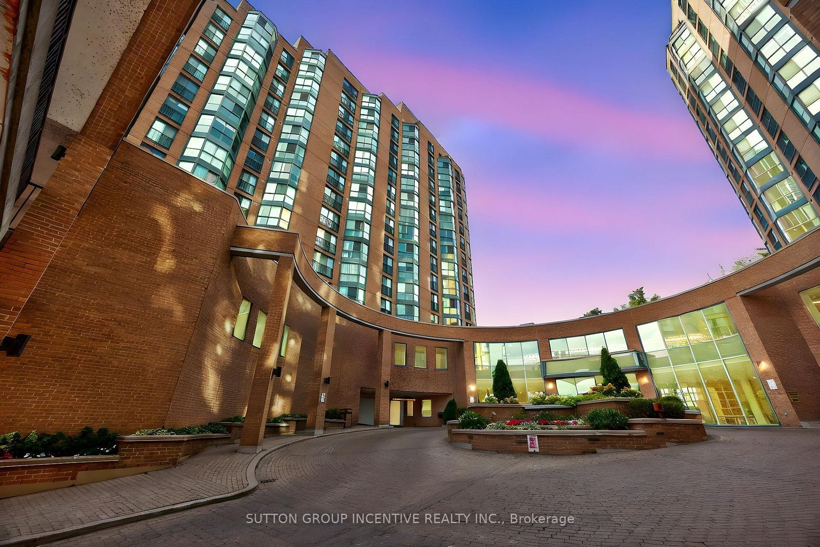 505 - 140 Dunlop Street E, City Centre, Barrie photo number 2