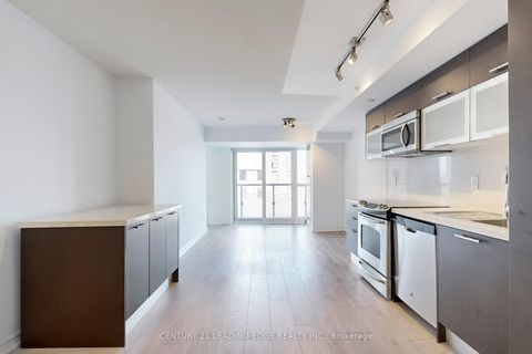 Photo 9 at 1904 - 386 Yonge Street, Bay Street Corridor, Toronto