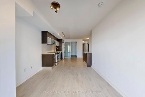 Photo 11 at 1904 - 386 Yonge Street, Bay Street Corridor, Toronto