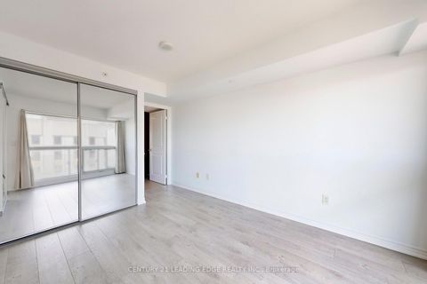 Photo 16 at 1904 - 386 Yonge Street, Bay Street Corridor, Toronto