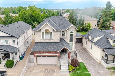 Photo 1 at 28 Ellerby Square N, West Woodbridge, Vaughan