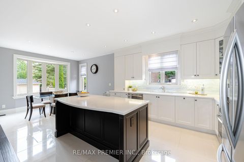 Photo 11 at 28 Ellerby Square N, West Woodbridge, Vaughan