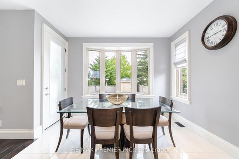 Photo 12 at 28 Ellerby Square N, West Woodbridge, Vaughan