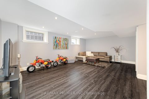 Photo 28 at 28 Ellerby Square N, West Woodbridge, Vaughan