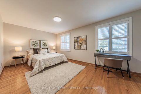 Photo 20 at 5 Greyswood Court, Humber Heights, Toronto