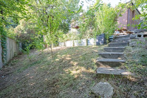 Photo 36 at 5 Greyswood Court, Humber Heights, Toronto