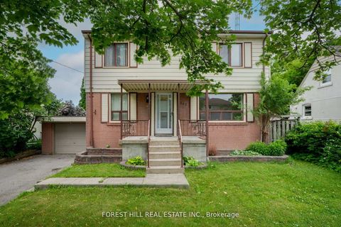 Photo 1 at 160 Pleasant Avenue, Newtonbrook West, Toronto