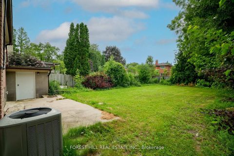 Photo 9 at 160 Pleasant Avenue, Newtonbrook West, Toronto