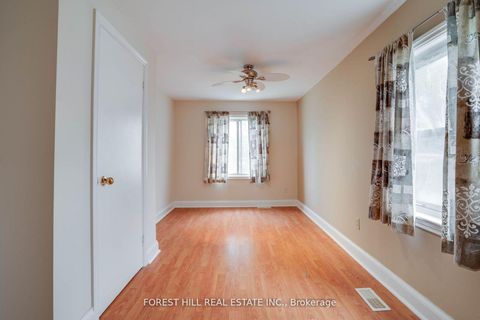 Photo 23 at 160 Pleasant Avenue, Newtonbrook West, Toronto