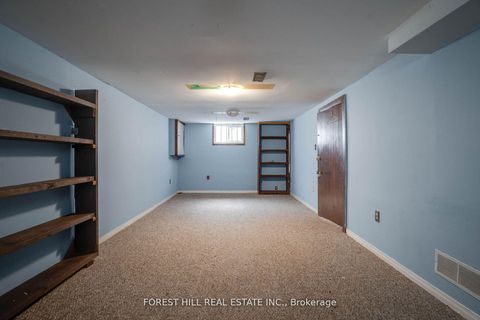 Photo 25 at 160 Pleasant Avenue, Newtonbrook West, Toronto