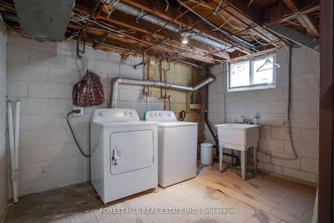 Photo 26 at 160 Pleasant Avenue, Newtonbrook West, Toronto