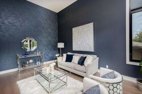 Photo 5 at 32 Sevilla Boulevard, Kleinburg, Vaughan