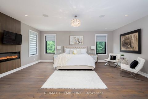 Photo 20 at 32 Sevilla Boulevard, Kleinburg, Vaughan