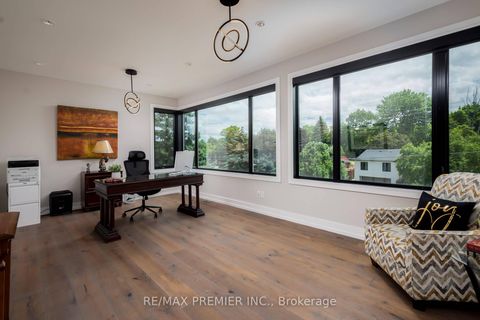 Photo 25 at 32 Sevilla Boulevard, Kleinburg, Vaughan