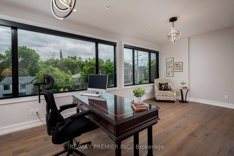 Photo 26 at 32 Sevilla Boulevard, Kleinburg, Vaughan
