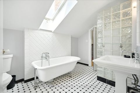 Photo 16 at 21 Kelso Avenue, Nortown, Toronto