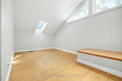 Photo 18 at 21 Kelso Avenue, Nortown, Toronto