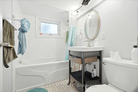 Photo 26 at 21 Kelso Avenue, Nortown, Toronto