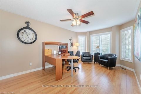 Photo 16 at 125 Ferndale Drive S, Ardagh, Barrie Photo 16 at 125 Ferndale Drive S, Ardagh, Barrie