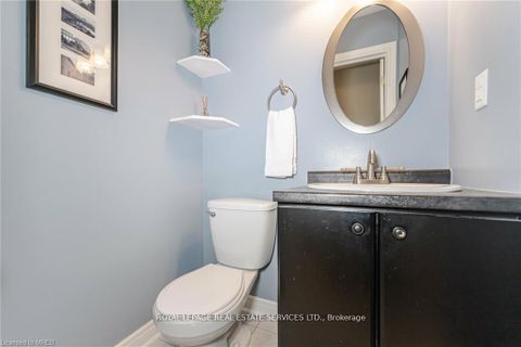 Photo 18 at 125 Ferndale Drive S, Ardagh, Barrie Photo 18 at 125 Ferndale Drive S, Ardagh, Barrie