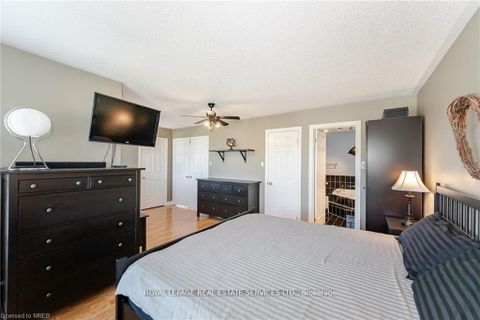 Photo 24 at 125 Ferndale Drive S, Ardagh, Barrie Photo 24 at 125 Ferndale Drive S, Ardagh, Barrie