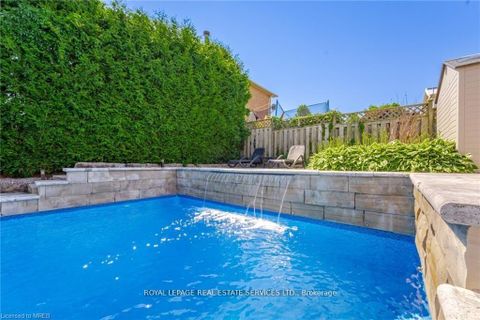 Photo 39 at 125 Ferndale Drive S, Ardagh, Barrie