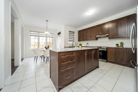 Photo 13 at 67 Ten Pines Road, Kleinburg, Vaughan