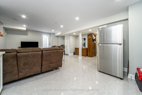 Photo 45 at 67 Ten Pines Road, Kleinburg, Vaughan
