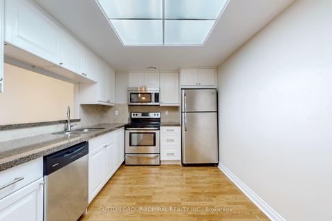 Photo 7 at 1107 - 7601 Bathurst Street, Yorkhill, Vaughan