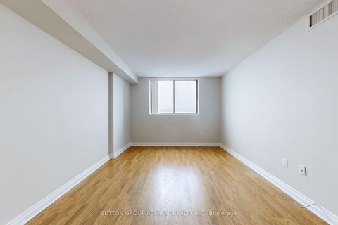 Photo 12 at 1107 - 7601 Bathurst Street, Yorkhill, Vaughan