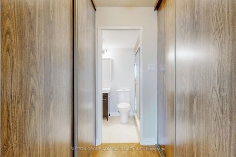 Photo 14 at 1107 - 7601 Bathurst Street, Yorkhill, Vaughan