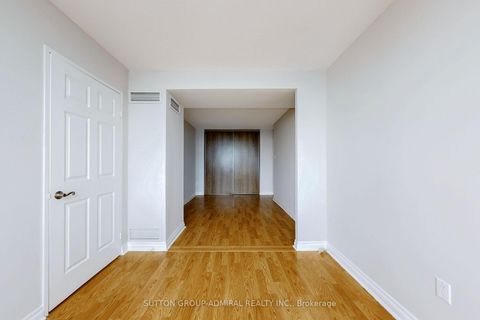 Photo 23 at 1107 - 7601 Bathurst Street, Yorkhill, Vaughan