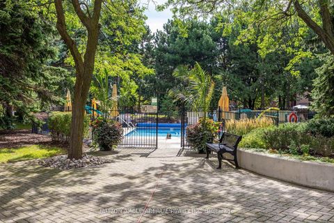 Photo 27 at 1107 - 7601 Bathurst Street, Yorkhill, Vaughan