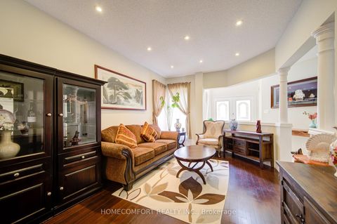 Photo 8 at 68 Redstone Road, Rouge Woods, Richmond Hill
