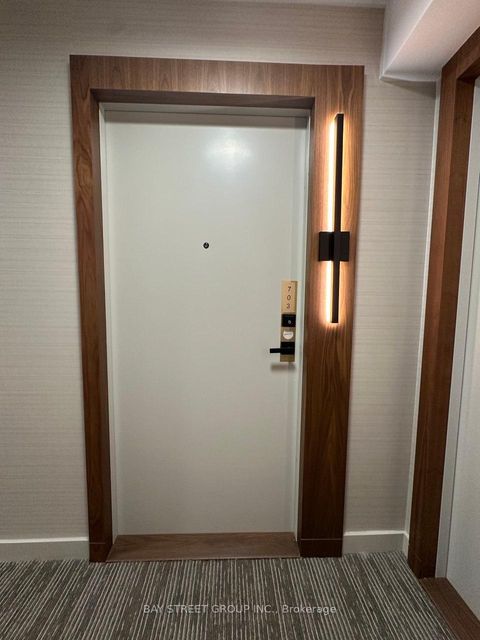 Photo 7 at 703 - 327 King Street W, Waterfront Communities C1, Toronto