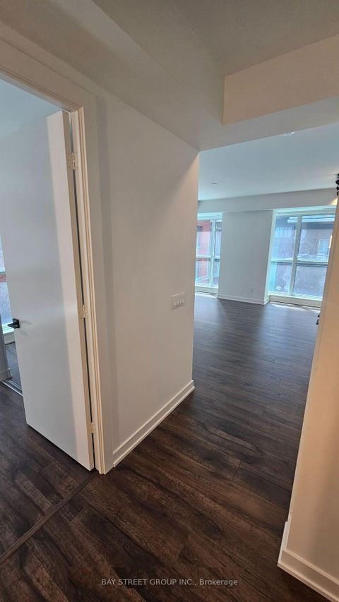 Photo 12 at 703 - 327 King Street W, Waterfront Communities C1, Toronto