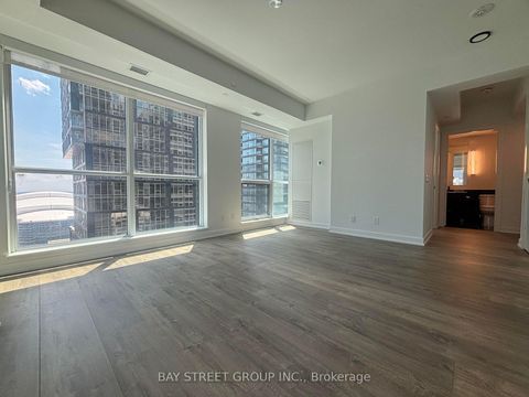 Photo 12 at 2302 - 327 King Street W, Waterfront Communities C1, Toronto