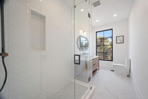 Photo 30 at 480 Scarsdale Crescent, WO West, Oakville