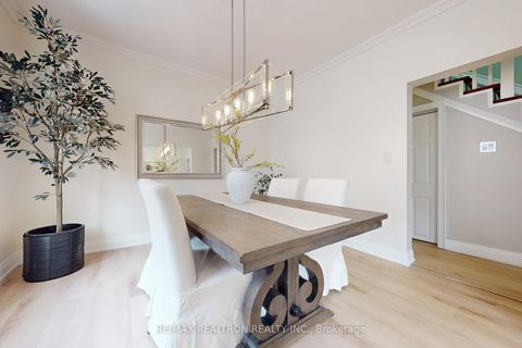 Photo 9 at 237 Winnett Avenue, Cedarvale, Toronto