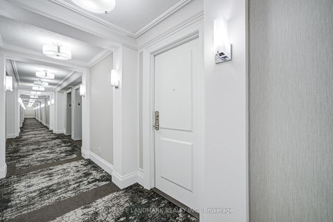 Photo 3 at 1011 - 15 Greenview Avenue, Newtonbrook West, Toronto