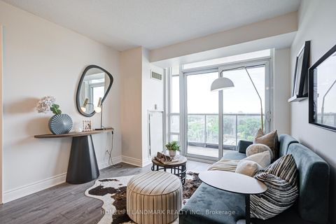Photo 13 at 1011 - 15 Greenview Avenue, Newtonbrook West, Toronto