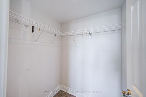 Photo 23 at 1011 - 15 Greenview Avenue, Newtonbrook West, Toronto