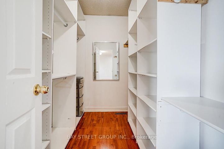 Photo 29 at 8 Muster Court, Buttonville, Markham