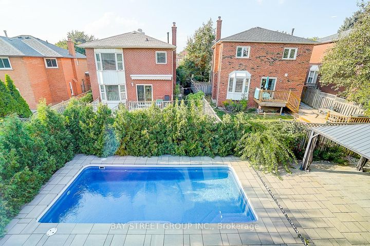 Photo 31 at 8 Muster Court, Buttonville, Markham