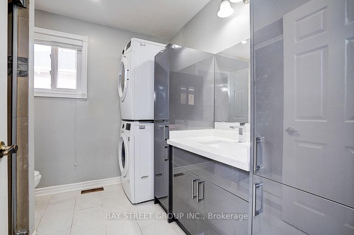Photo 32 at 8 Muster Court, Buttonville, Markham