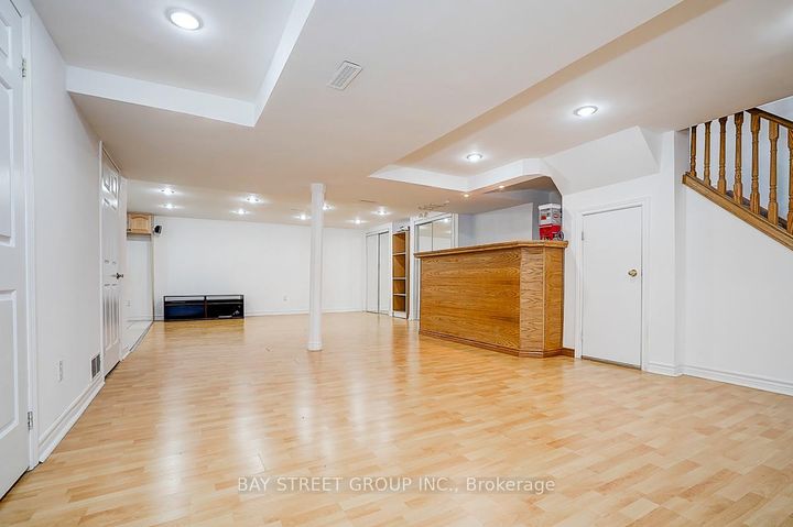 Photo 38 at 8 Muster Court, Buttonville, Markham