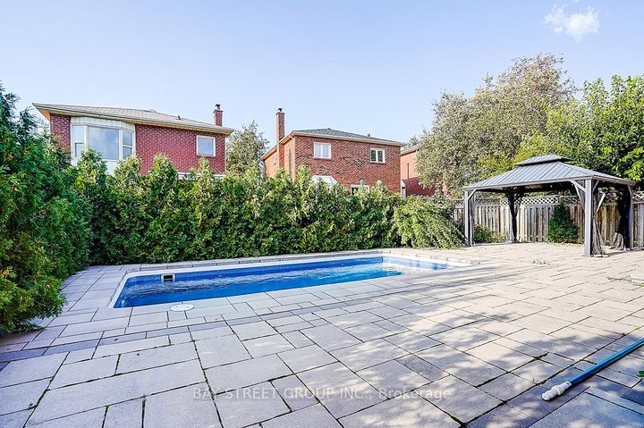 Photo 44 at 8 Muster Court, Buttonville, Markham