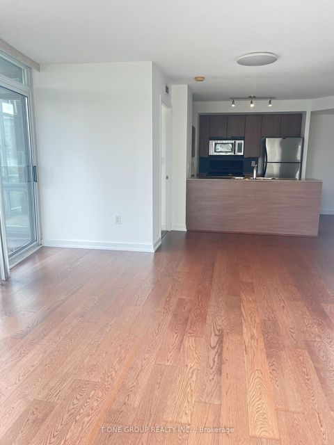 Photo 3 at 510 - 11 Brunel Court, Waterfront Communities C1, Toronto
