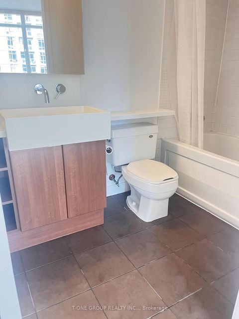 Photo 8 at 510 - 11 Brunel Court, Waterfront Communities C1, Toronto