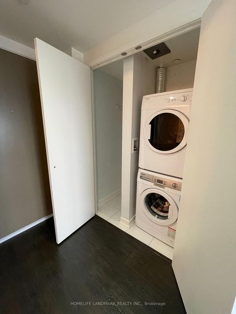 Photo 2 at 4708 - 100 Harbour Street, Waterfront Communities C1, Toronto